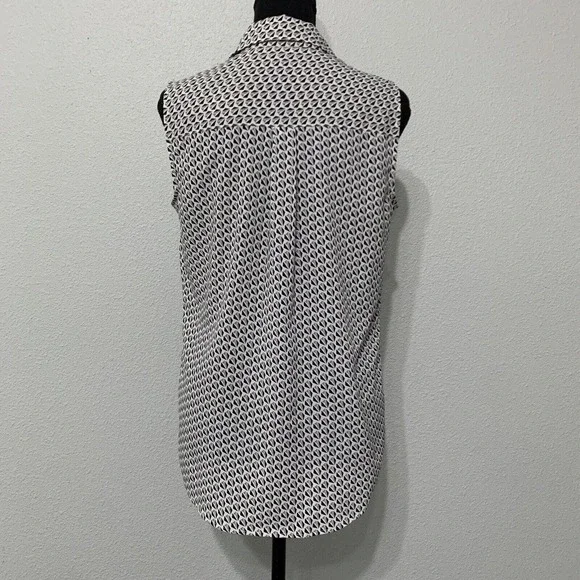 Talbots Nantucket Sleeveless Shirt Small Geometric Print Button Down - Picture 3 of 9